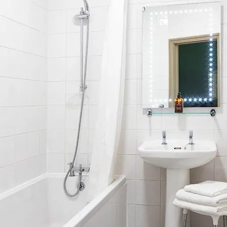 Banbury Hill Farm Bed & Breakfast Charlbury Room photo